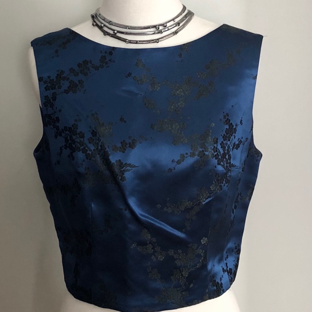 black flower blossoms top